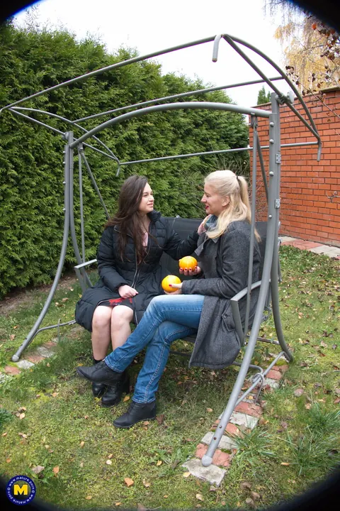 European MILFs Snap Selfies Outdoors in Jeans and Kiss – photo 1 of 21