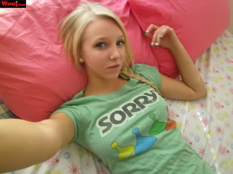 Elle Blue: Petite Blonde Pulls Shorts Aside and Spreads for a Selfie – photo 9 of 15