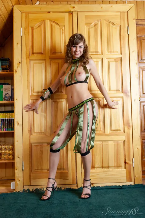 Hairy Woman in High Heels Poses Nude with a Vase – photo 2 of 16