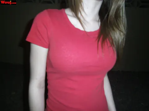 Soleil Saunders: Brunette with Small Natural Tits Poses in Non-Nude Set – photo 2 of 15