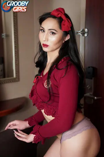 Asian Trans Woman Poses in Lingerie Then Strips Nude