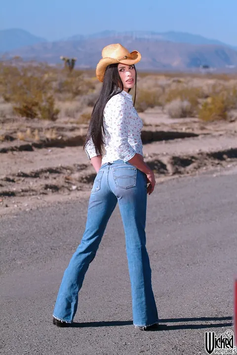 Alexis Duval: Brunette MILF Strips Out of Her Uniform and Boots Outdoors – photo 1 of 21