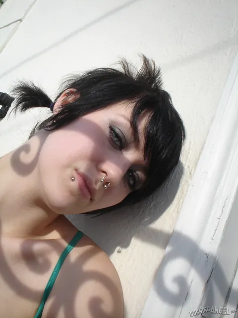 Short-Haired Pierced Babe Sucks Cock and Spreads Outdoors – photo 16 of 16