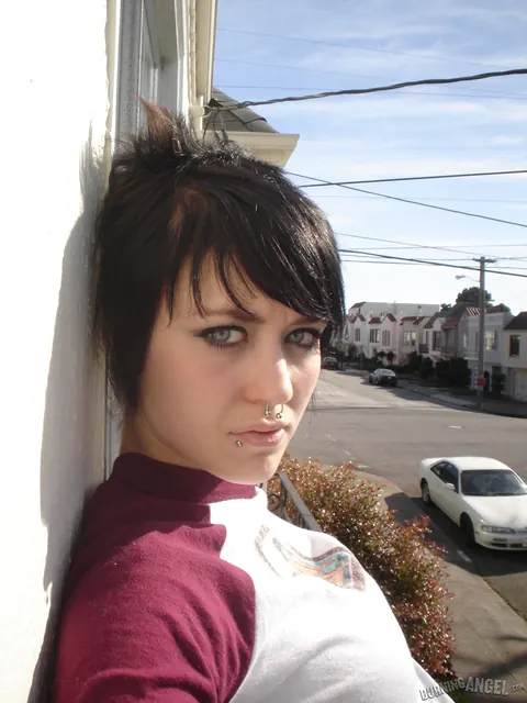 Short-Haired Pierced Babe Sucks Cock and Spreads Outdoors – photo 1 of 16