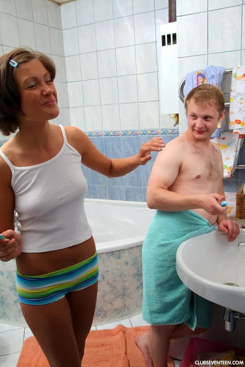 Kimberly Nutter: Tall European Brunette Takes Anal Doggy in the Bathroom – photo 3 of 21