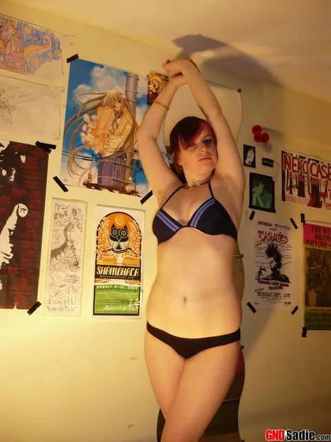 Redhead Strips to Bikini for Mirror Selfies – photo 12 of 12