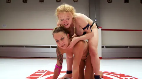 Bella Wilde: German MILF Submits to Bondage Lesbian Sex in the Gym – photo 10 of 21