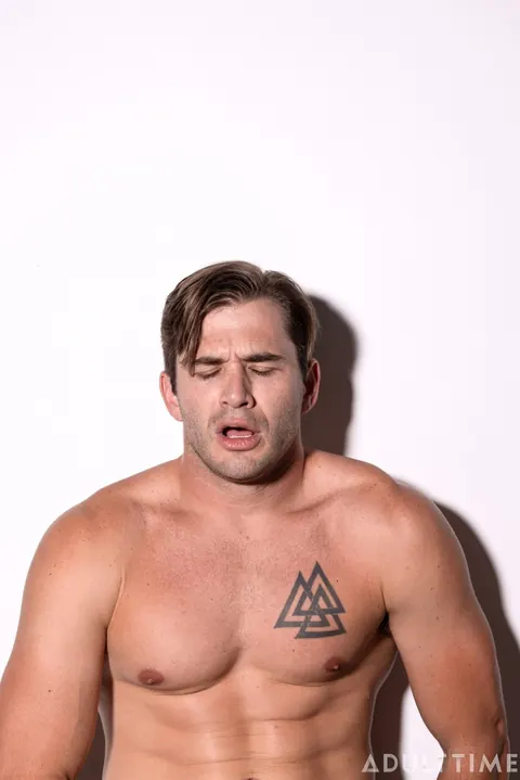 Two Men Strip Naked and Stand Together for the Camera – photo 11 of 21