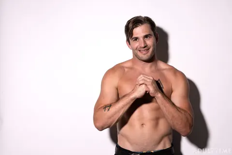 Two Men Strip Naked and Stand Together for the Camera – photo 6 of 21