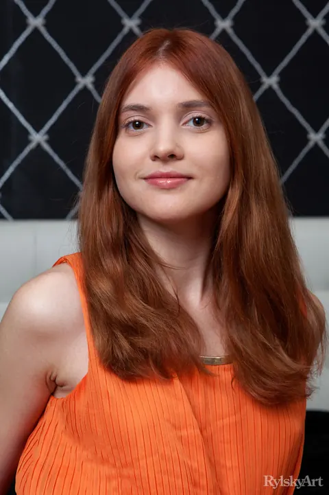 Orabelle Koivu: European Redhead Undresses and Spreads Her Hairy Pussy Wide – photo 2 of 16