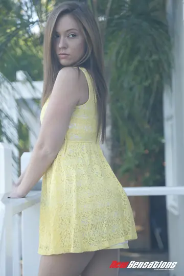 Maddy OReilly – Thick Redhead in Lingerie Sucks and Fucks Anal Outdoors