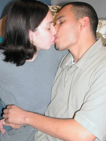 Curvy Latina MILF Gets Pussy Licked Then Takes Cum on Her Ass