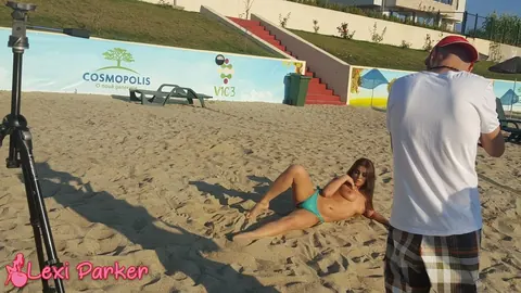 Lexi Parker: Tattooed Blonde Poses in a Bikini on the Beach – photo 17 of 21