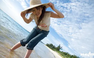 Mari Misaki – Busty Asian Brunette Shows Her Hairy Pussy on the Beach