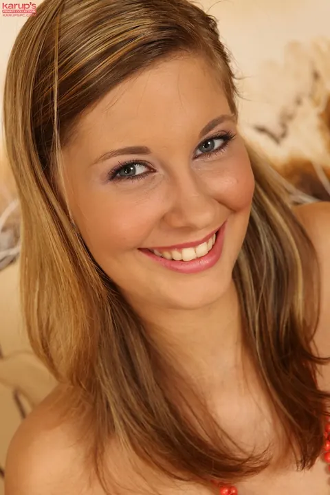 Lolly A: Busty Brunette Pulls Her Pantyhose Aside and Spreads Her Pussy – photo 14 of 21