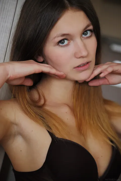 Solveig: Petite Ukrainian Redhead Undresses and Spreads Her Tattooed Body – photo 1 of 21
