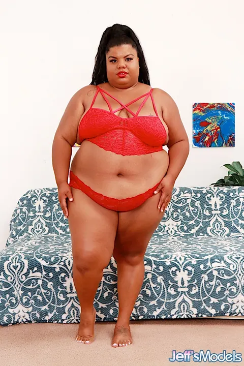 Peaches Love: Ebony BBW with Big Tits Undresses Completely Naked – photo 1 of 16