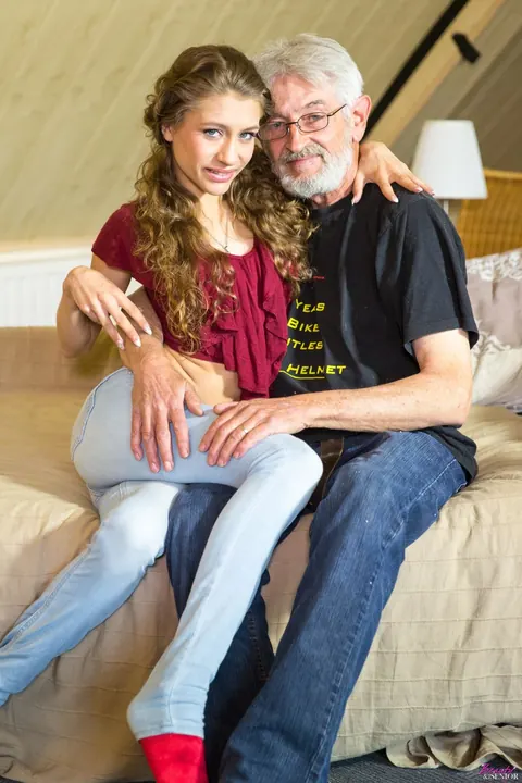 Rebel Lynn: Slim Brunette in Jeans Kisses Older Man Before Hardcore Sex – photo 1 of 15