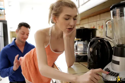 Chloe Couture: Blonde Joins a Threesome for Cowgirl and Facesitting – photo 4 of 16