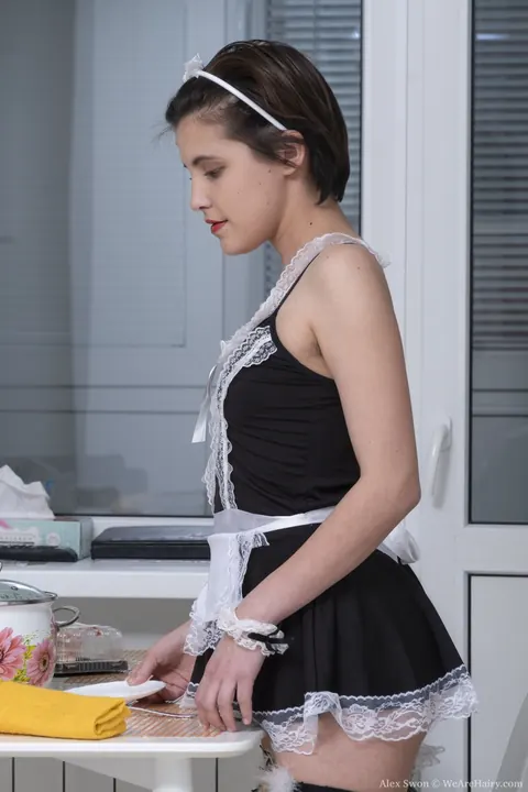 Alex Swon: Petite Maid Cosplay Displays Hairy Armpits and Pussy – photo 3 of 20