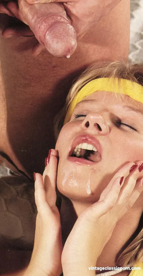 Short-Haired Blonde Rides Cock and Takes a Facial – photo 19 of 20