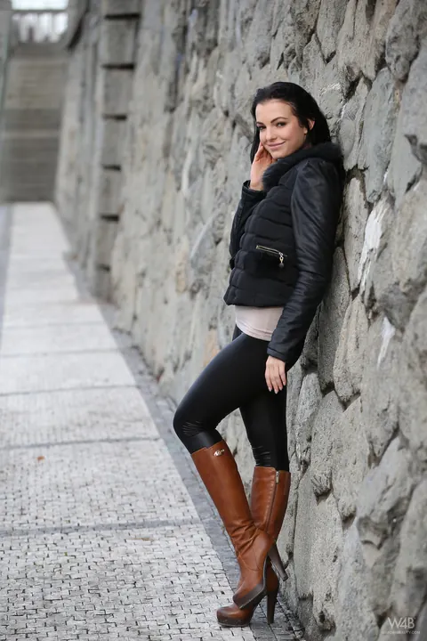 Sapphira A: Tattooed Brunette Strips Out of Her Leather Yoga Pants at the Window – photo 7 of 20