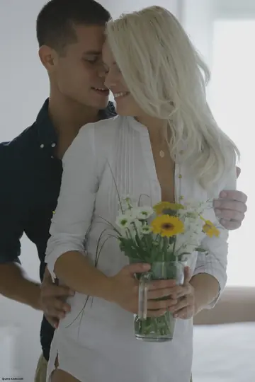 Blonde Babe Gets Pussy Licked, Sucks Cock and Rides Cowgirl