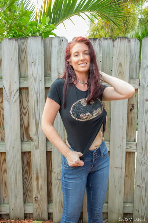 Andy Adams: Thick Redhead MILF Strips Out of Her Jeans and Top in the Yard – photo 4 of 16