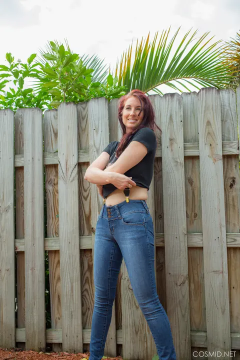 Andy Adams: Thick Redhead MILF Strips Out of Her Jeans and Top in the Yard – photo 3 of 16