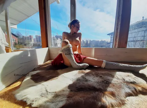 Tall Slim Russian with Big Tits Spreads by the Window – photo 3 of 15