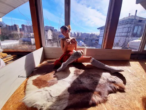 Tall Slim Russian with Big Tits Spreads by the Window – photo 8 of 15