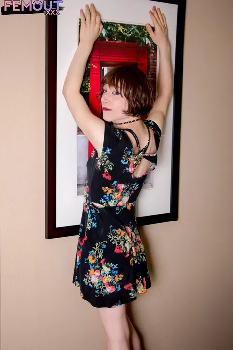 Trans Woman Strips Out of Her Dress and Spreads – photo 1 of 16
