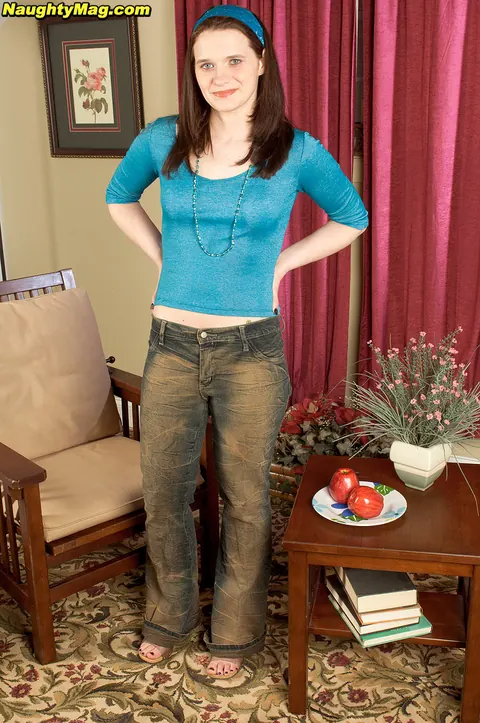 Sara Sinn: Pale Brunette in Lingerie and Jeans Masturbates with a Dildo – photo 1 of 16