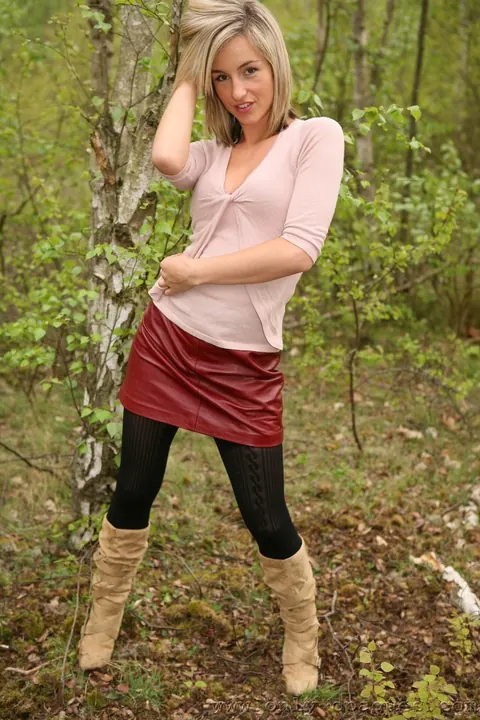 Short-Haired Babe Strips to Lingerie and Stockings in the Forest – photo 2 of 21