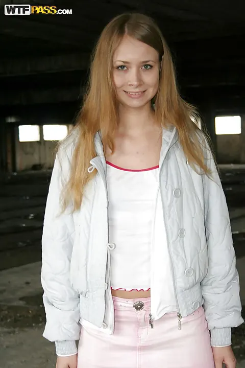Yulia Blondy: Blonde Gives Head and Takes Anal Before Swallowing His Load – photo 16 of 16