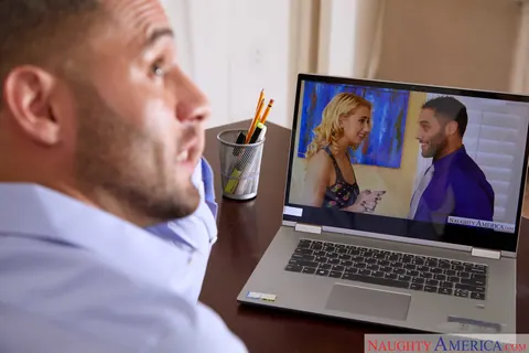 Anny Aurora: Tall German Redhead Secretary Fucks a Guy in the Office – photo 4 of 21