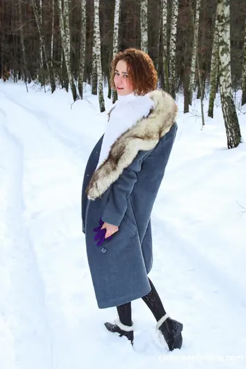 Tigra – Slim Ukrainian Redhead Gets Fucked Outdoors