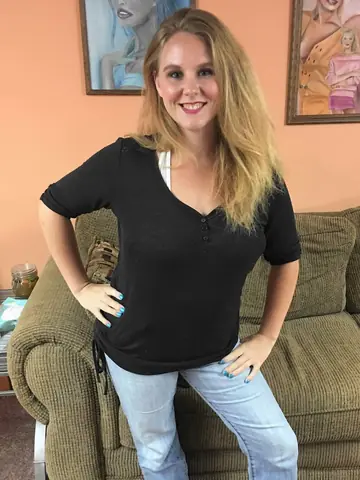 Curvy Blonde in Jeans Gives a Blowjob and Takes Cum on Her Tits