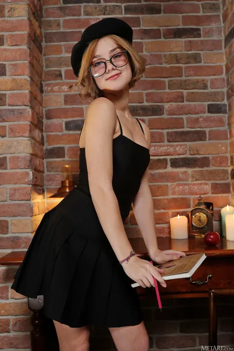 Alice Nekrasova: Redhead in Glasses Strips and Spreads Her Hairy Pussy – photo 2 of 21