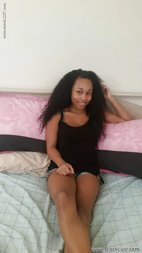 Ebony Babe with Big Tits Gives a Handjob in Shorts – photo 1 of 16