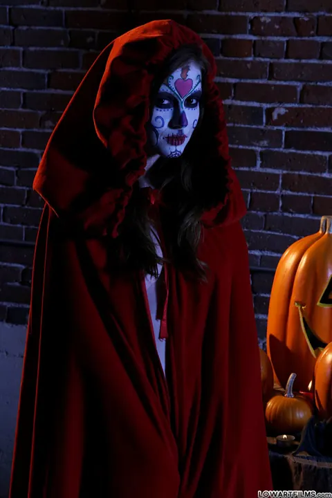 Busty Latina MILF Shows Her Butt Cheeks in Halloween Skirt – photo 15 of 15