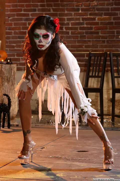 Busty Latina MILF Shows Her Butt Cheeks in Halloween Skirt – photo 5 of 15