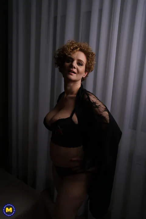 Merce Palau: Short Curly Redhead MILF Strips and Spreads in the Bathroom – photo 2 of 16