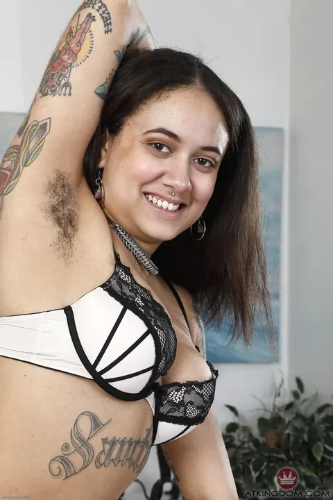 Thick Hairy Woman Spreads Her Ass Wide – photo 2 of 21