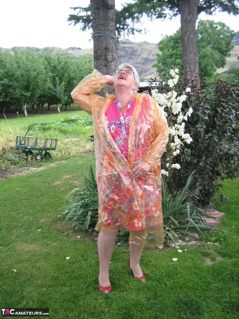 BBW in Stockings Strips Outdoors Showing Her Saggy Tits – photo 2 of 20