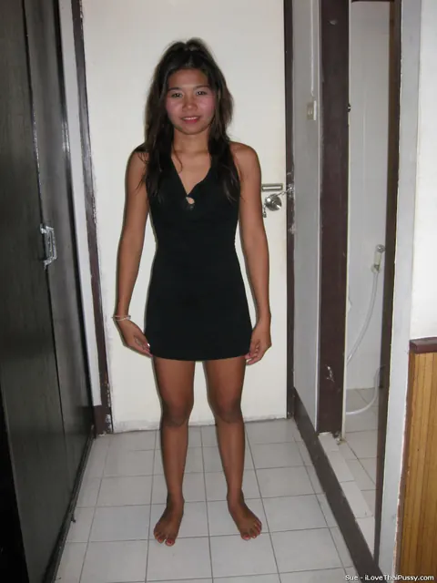Petite Asian Babe Gets a Creampie in the Bathroom – photo 11 of 15