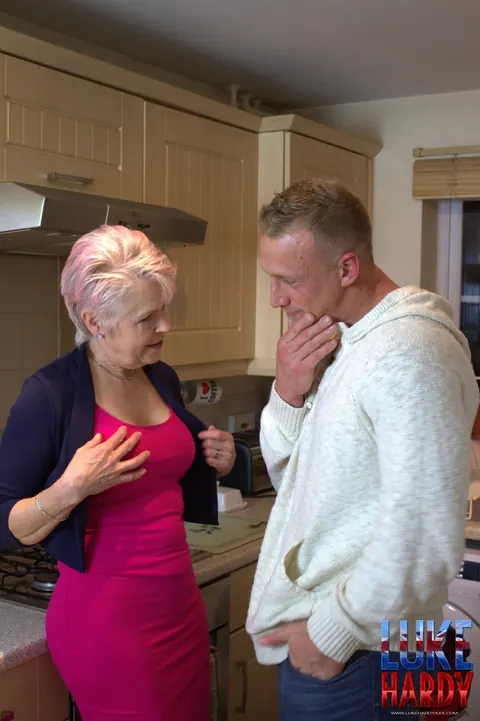 Margaret Holt: British Blonde MILF in Lingerie Gives a Blowjob – photo 1 of 20