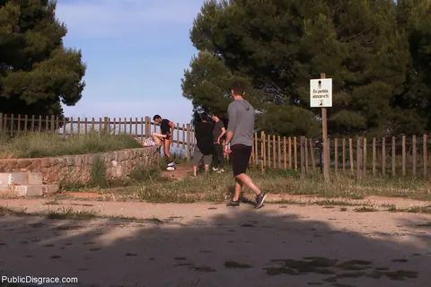 Dulce Mariposa: Hairy Brunette Tied Up and Spreads in Public – photo 14 of 21