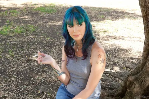 Sally Sparrow: Redhead Lifts Her Skirt and Gets Fucked Outdoors – photo 2 of 17