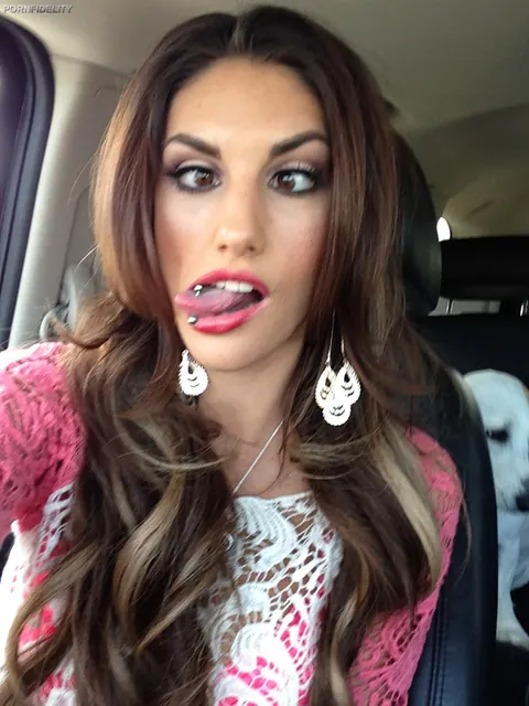 August Ames: Brunette with Big Tits Undresses and Poses Nude – photo 11 of 16